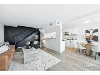 Photo #4: 1031550 Listing 