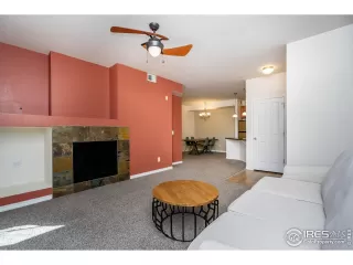 Photo #2: 1031590 Listing