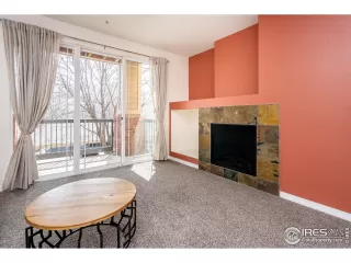 Photo #3: 1031590 Listing