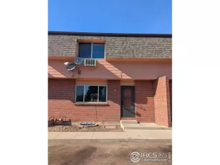 More Details about MLS # 1031593 : 817 37TH AVE GREELEY CO 80634