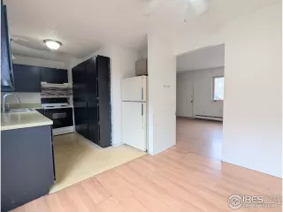 Photo #2: 1031593 Listing