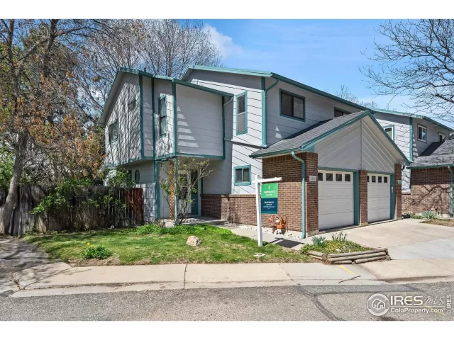 MLS: 1031618 Condo For Sale