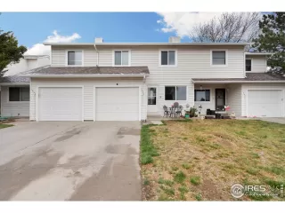 Photo #2: 1031633 Listing