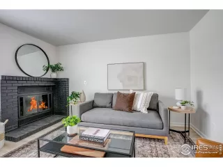 Photo #1: 1031877 Listing