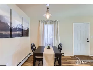 Photo #5: 1031881 Listing