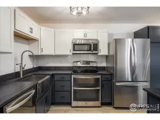 Photo #6: 1031888 Listing 