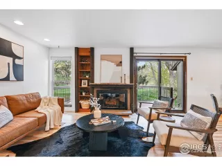 Photo #4: 1031948 Listing 