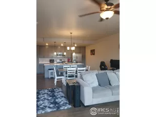 Photo #3: 1032007 Listing