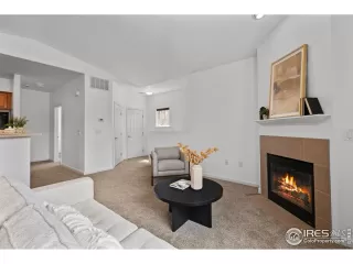 Photo #6: 1032040 Listing