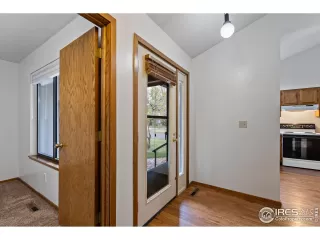 Photo #3: 1032121 Listing