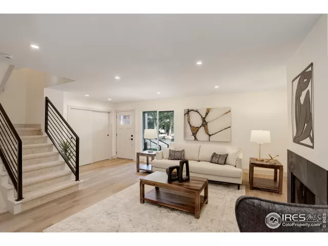 MLS: 1032153 Condo For Sale