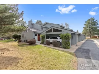 Photo #1: 1032183 Listing