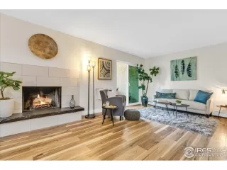 Photo #1: 1032238 Listing 