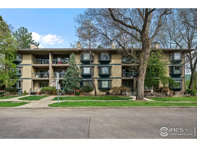 MLS: 1032244 Condo For Sale