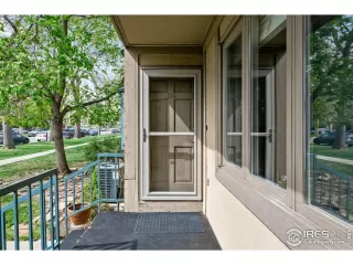 Photo #5: 1032244 Listing