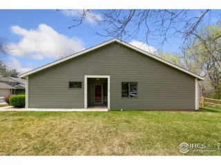 Photo #1: 1032246 Listing