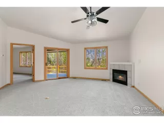 Photo #2: 1032246 Listing