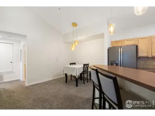 Photo #6: 1032250 Listing