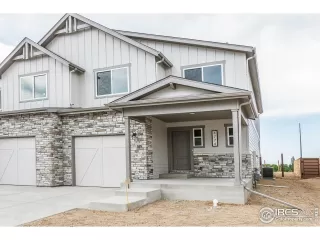 Photo #1: 1032305 Listing