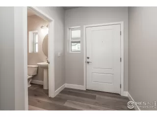 Photo #2: 1032305 Listing