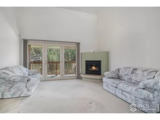 Photo #2: 1032312 Listing