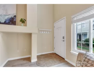 Photo #3: 1032328 Listing