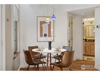 Photo #5: 1032358 Listing