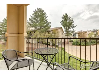 Photo #2: 1032363 Listing