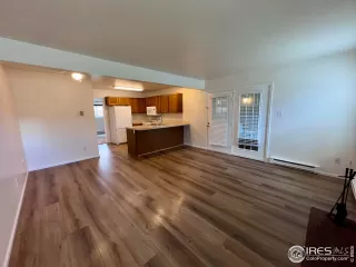 Photo #1: 1032414 Listing