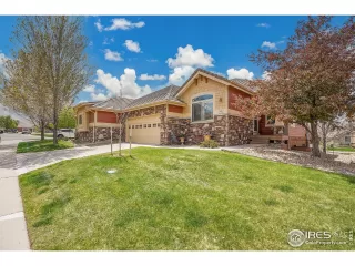 Photo #1: 1032416 Listing