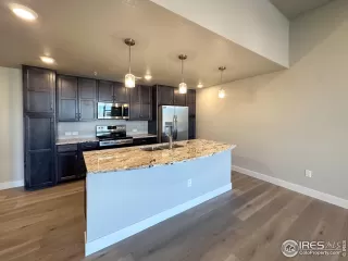 Photo #4: 1032423 Listing 