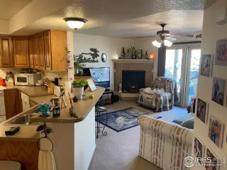 Photo #3: 1032489 Listing