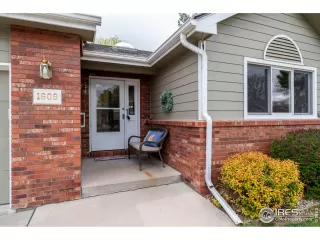 Photo #2: 1032520 Listing