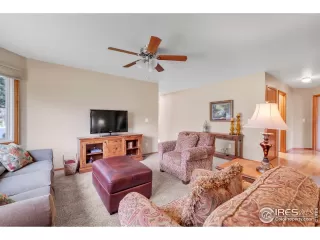 Photo #6: 1032520 Listing