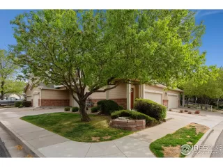 Photo #1: 1032691 Listing