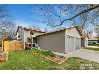 Photo #1: 1032727 Listing