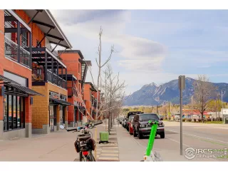 Photo #1: 1032774 Listing