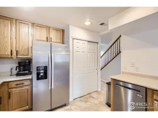 Photo #4: 1032861 Listing