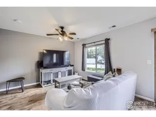 Photo #5: 1032861 Listing