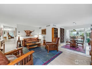 Photo #4: 1032867 Listing 