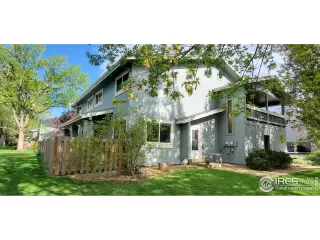 Photo #1: 1032939 Listing