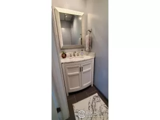 Photo #4: 1032939 Listing