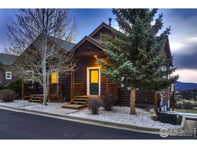 MLS: 1033111 Condo For Sale