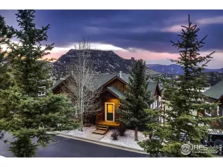 Photo #1: 1033111 Listing 