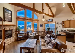 Photo #6: 1033111 Listing 