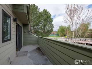 Photo #4: 1033164 Listing