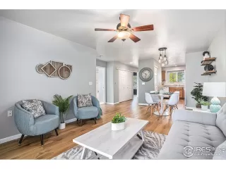 Photo #4: 1033168 Listing