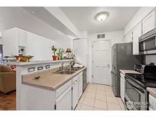 Photo #6: 1033199 Listing 