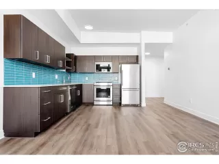 Photo #2: 1033237 Listing 