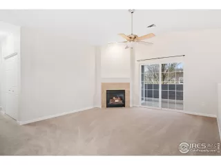 Photo #6: 1033267 Listing